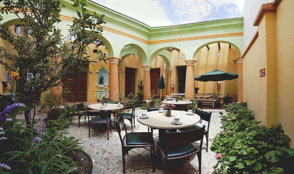 Snail Bed & Breakfast (Adults Only) Сан-Кристобаль-де-Ла-Касас Экстерьер фото